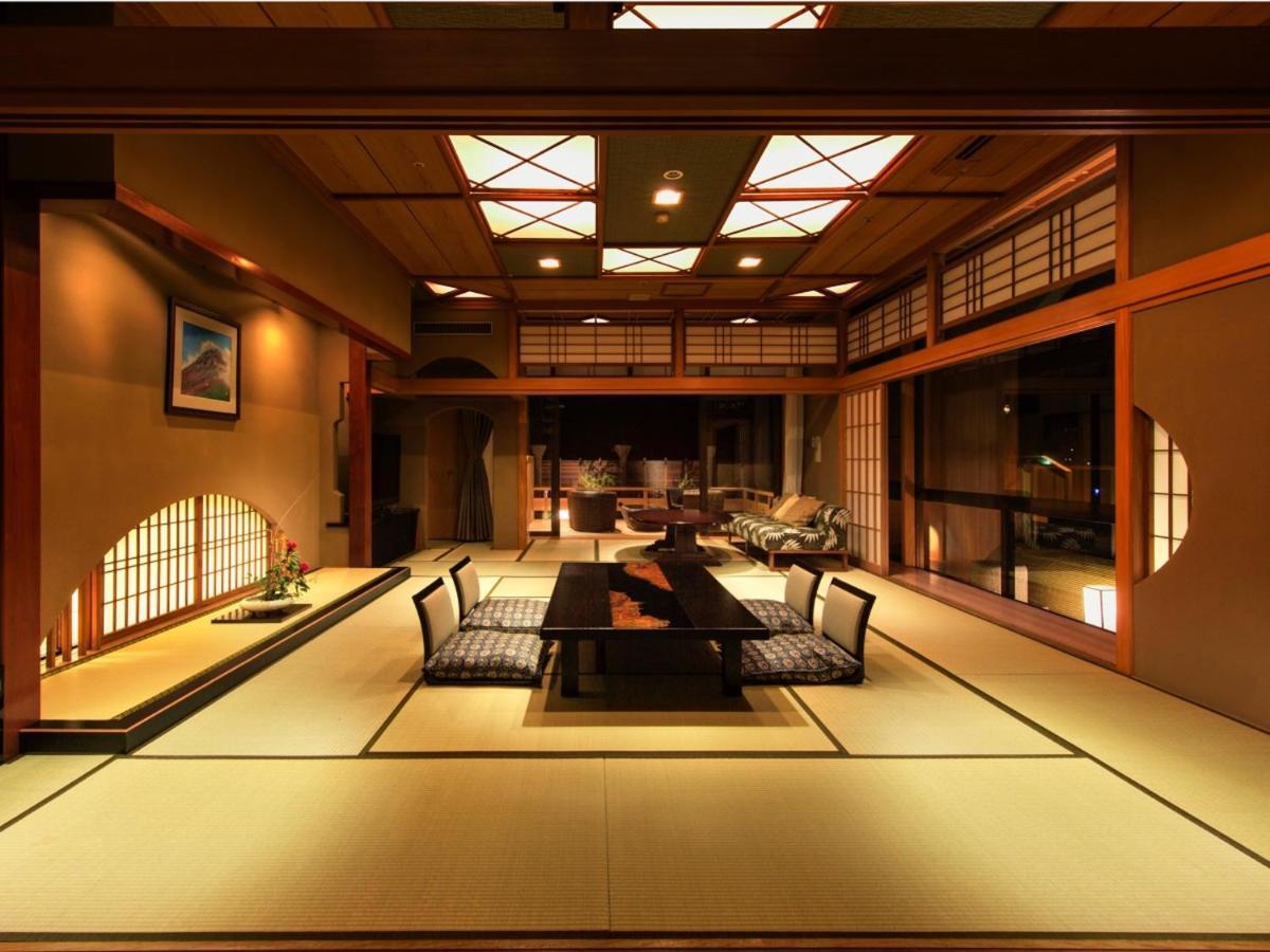 Kaneyamaen Fujiyoshida Buitenkant foto