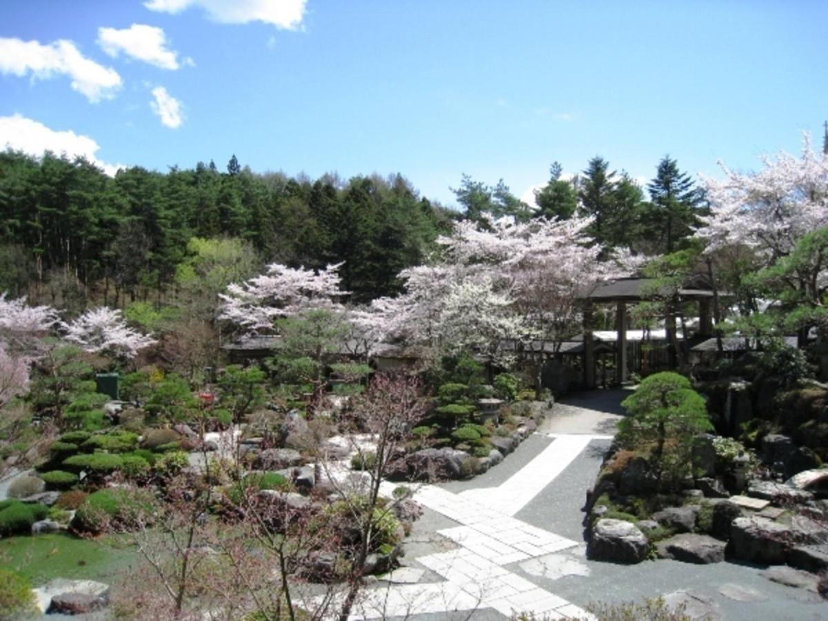 Kaneyamaen Fujiyoshida Buitenkant foto